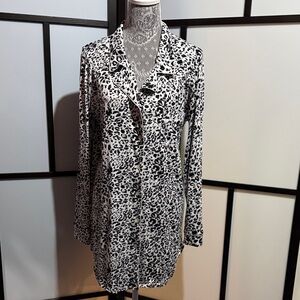 Elegant Black and White Leopard Print Pajama Top